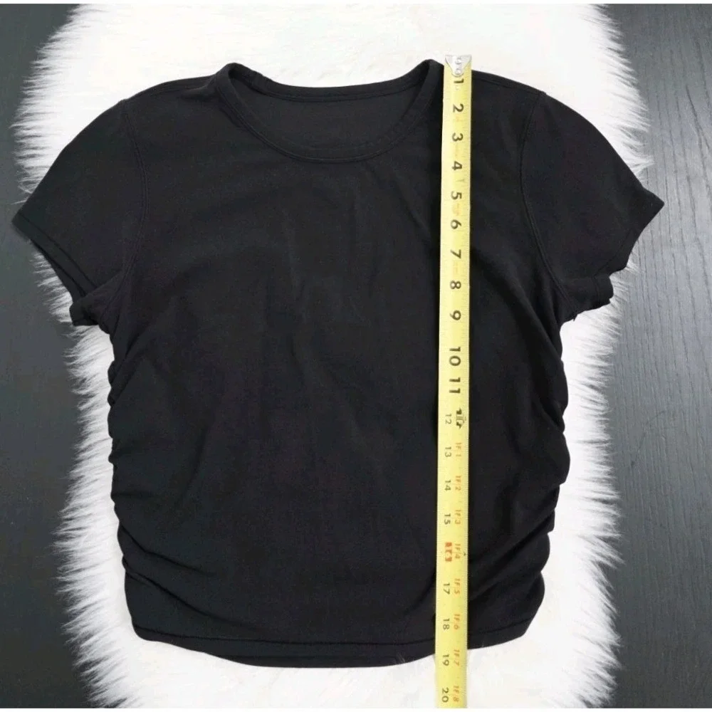 Lululemon All It Takes Nulu Short Sleeve Top Tee Stretch Women's Size 8 Black